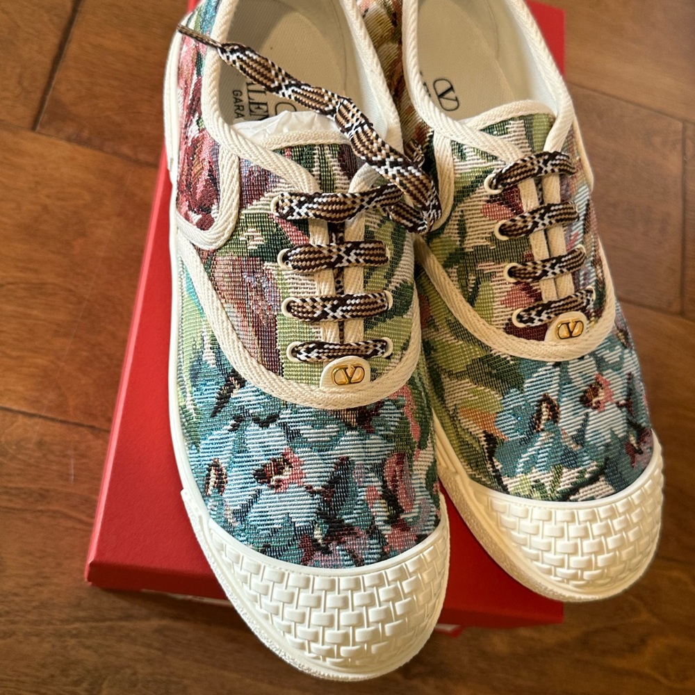 Valentino Garavani Multicolor Camouflage Sneakers View 2